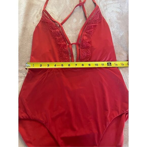 Laundry by Shelli Segal One Piece Lace Trim Red ( spice) Swimsuit Size M - Picture 8 of 13